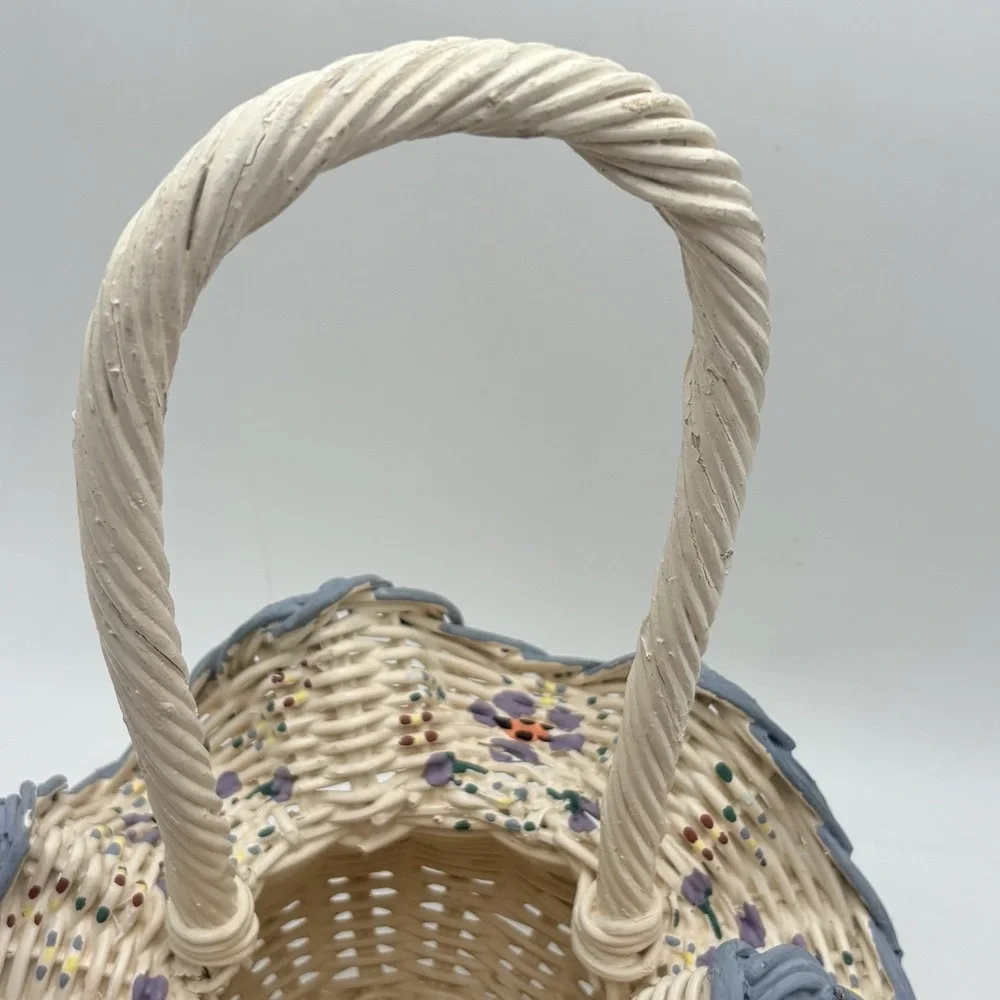 Vintage Wicker White Hand Painted Ruffle Edge Basket Cottagecore Floral 14